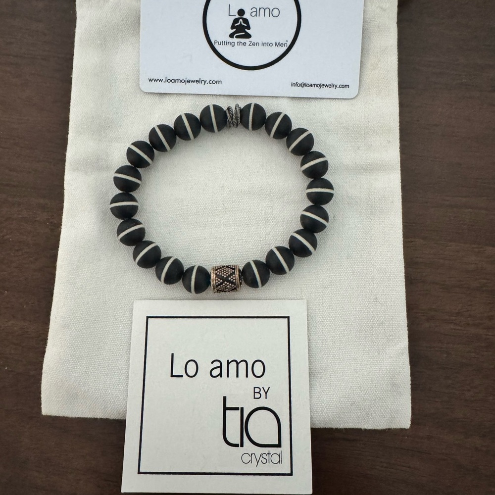 Men’s Black and Silver Beaded Bracelet